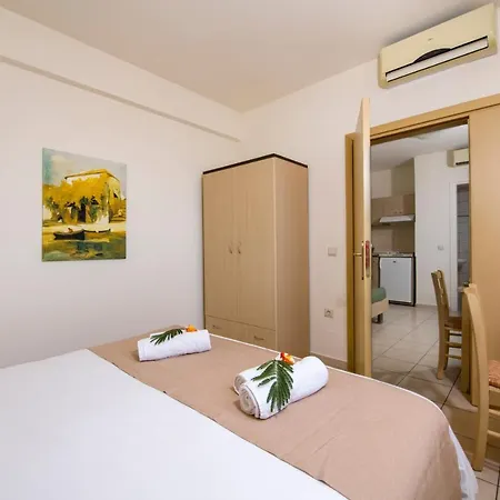 Aparthotel Margarita 2*