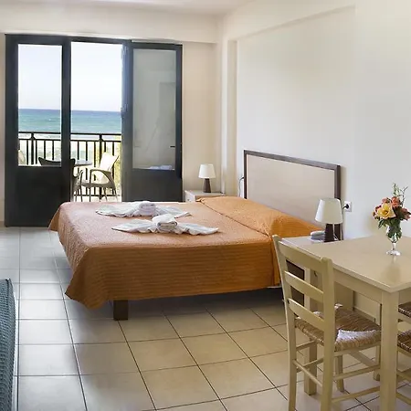 Aparthotel Margarita Agia Marina (Crete)